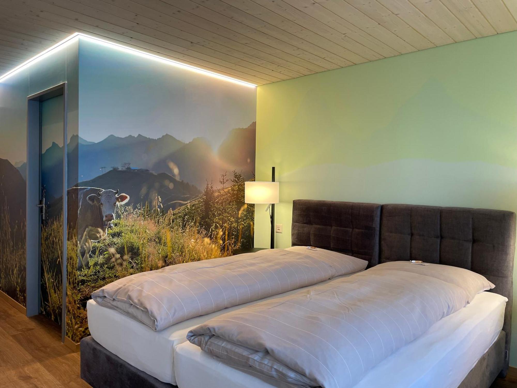 Ferien- Und Familienhotel Alpina อาเดลโบเดิน ภายนอก รูปภาพ